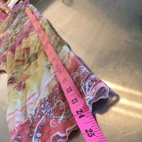 Vine Street, sheer, lightweight, hoodie style, zippered front topper. - Picture 9 of 9